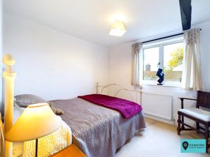 Bedroom- click for photo gallery